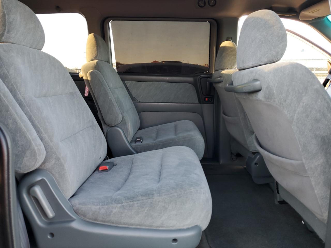 2001 Honda Odyssey - Image 11
