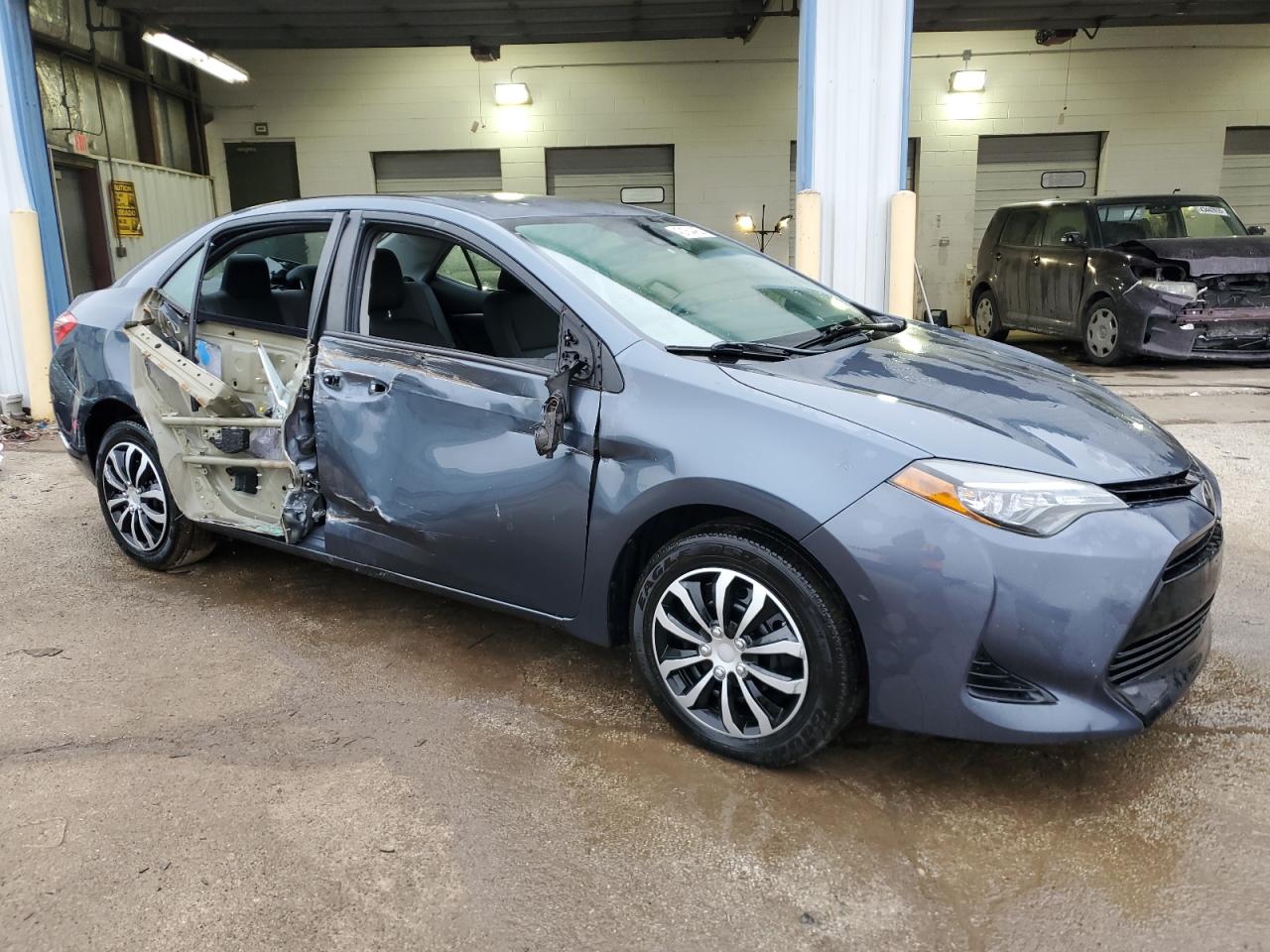 2017 Toyota Corolla - Image 4