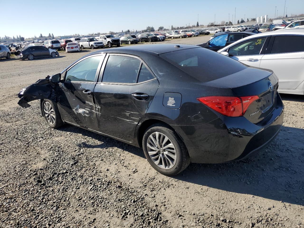 2018 Toyota Corolla - Image 2