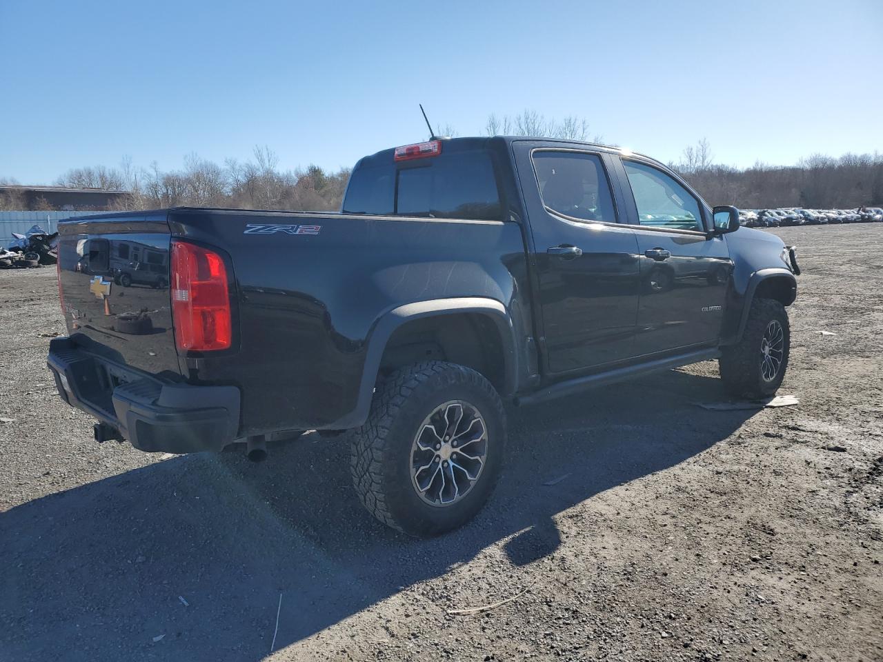 2017 Chevrolet Colorado - Image 3