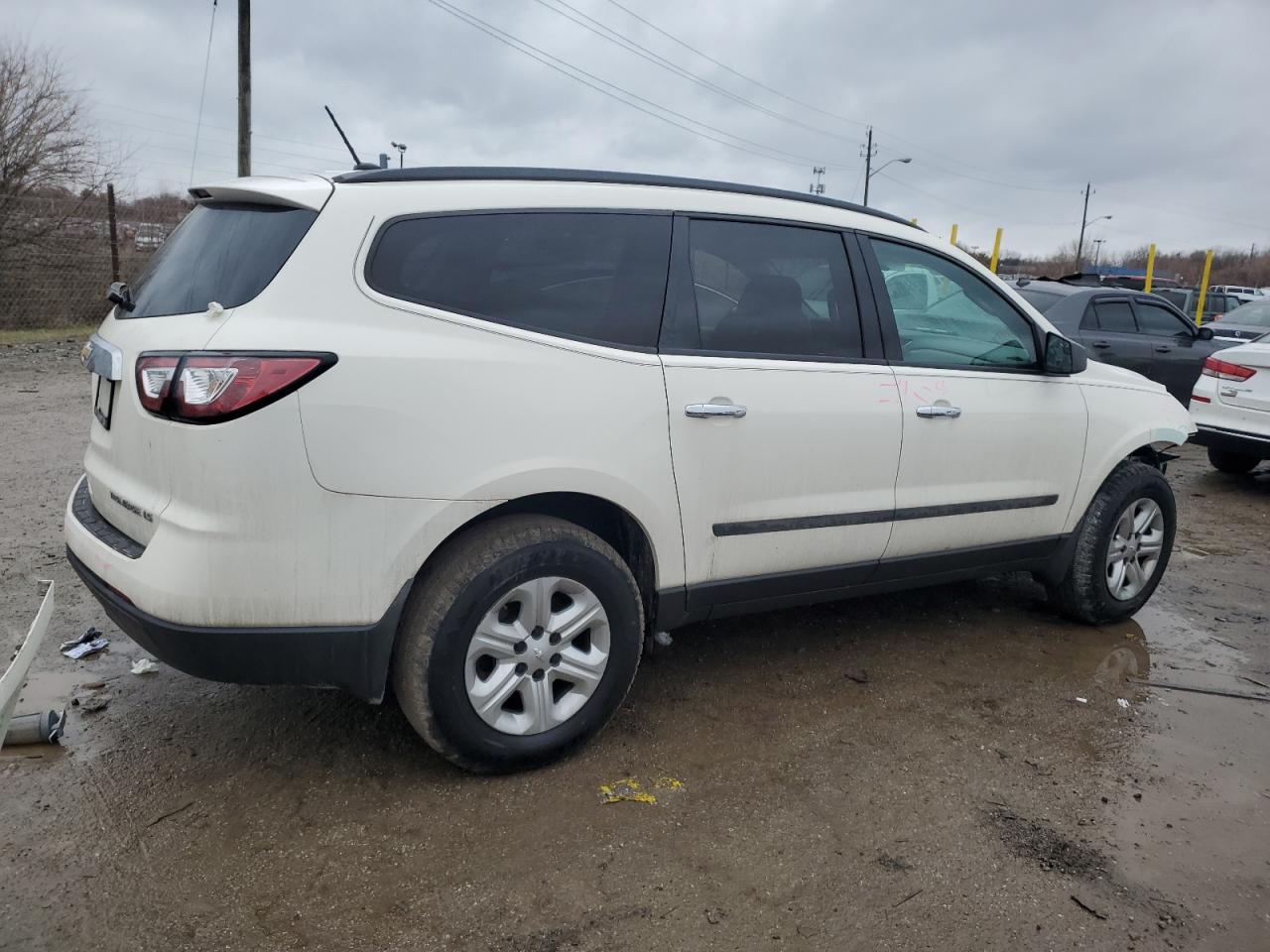 2014 Chevrolet Traverse - Image 3