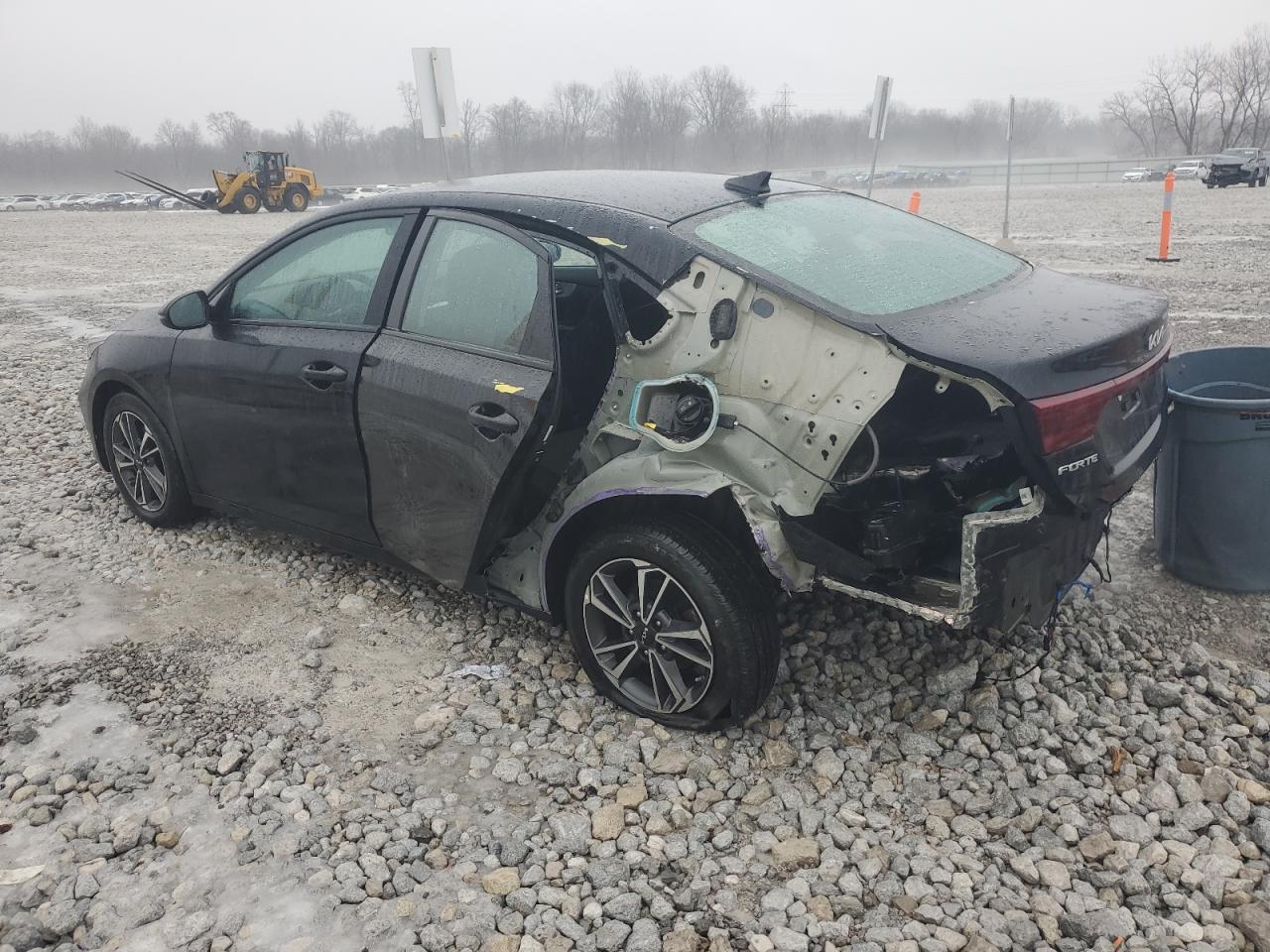 2023 Kia Forte - Image 2