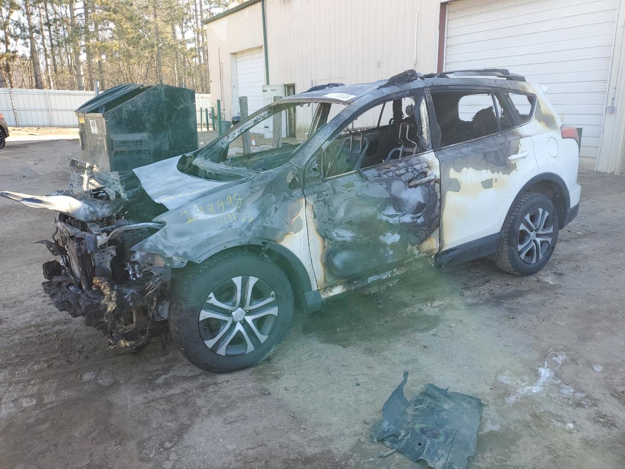 2017 Toyota RAV 4 - Image 1
