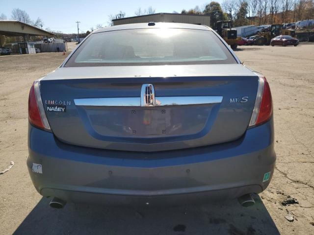 2010 Lincoln Mks VIN: 1LNHL9DR1AG608637 Lot: 87896175