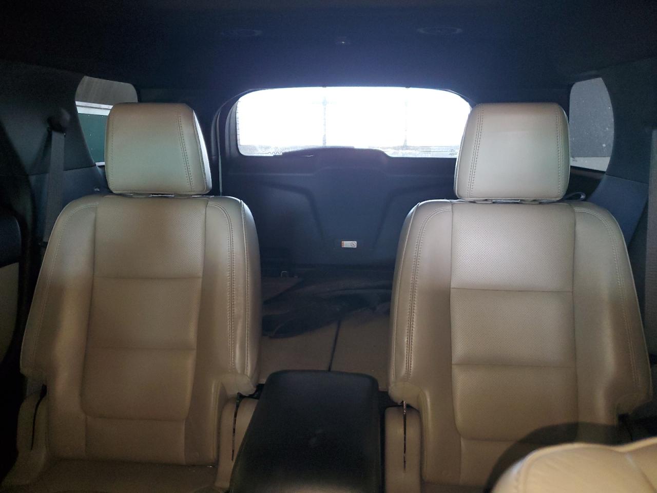 2012 Ford Explorer - Image 10