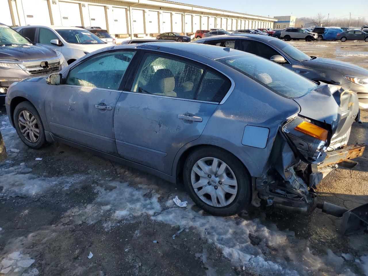 2010 Nissan Altima - Image 2