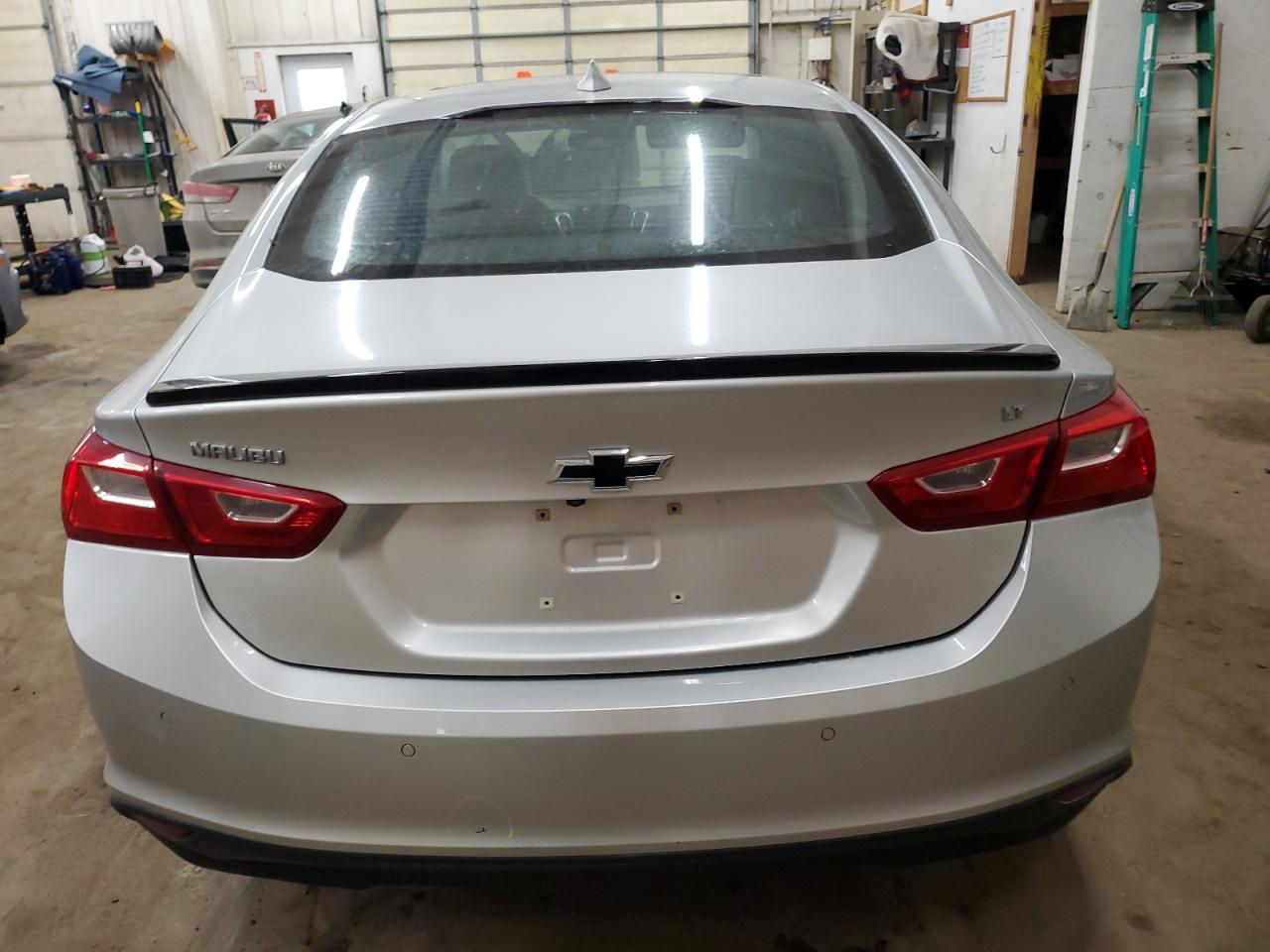 2018 Chevrolet Malibu - Image 6