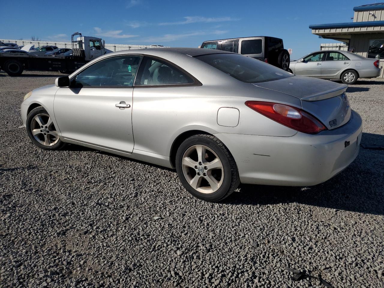 2004 Toyota Camry Solara - Image 2