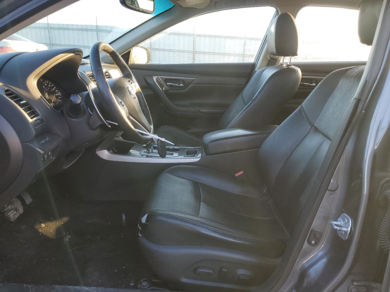 2015 Nissan Altima - Image 7