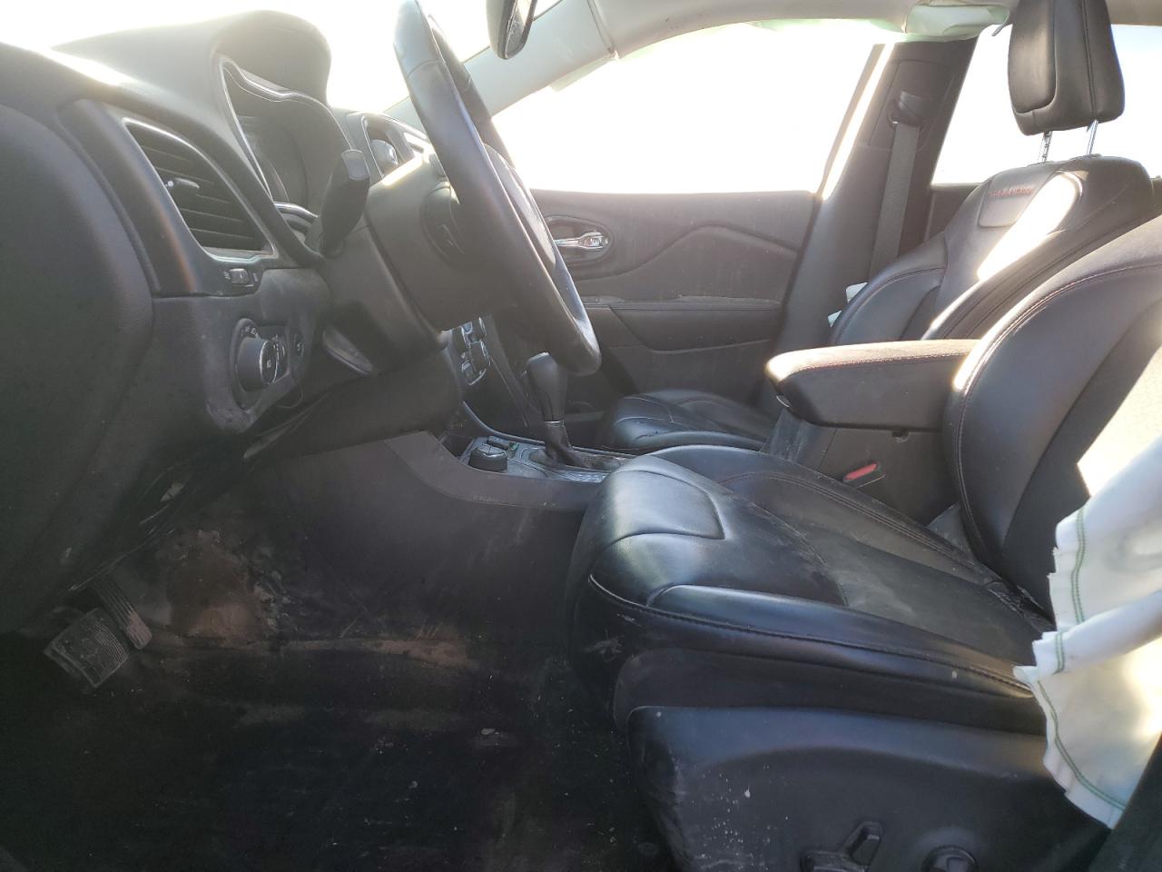 2019 Jeep Cherokee Trailhawk VIN: 1C4PJMBNXKD192857 Lot: 87858685