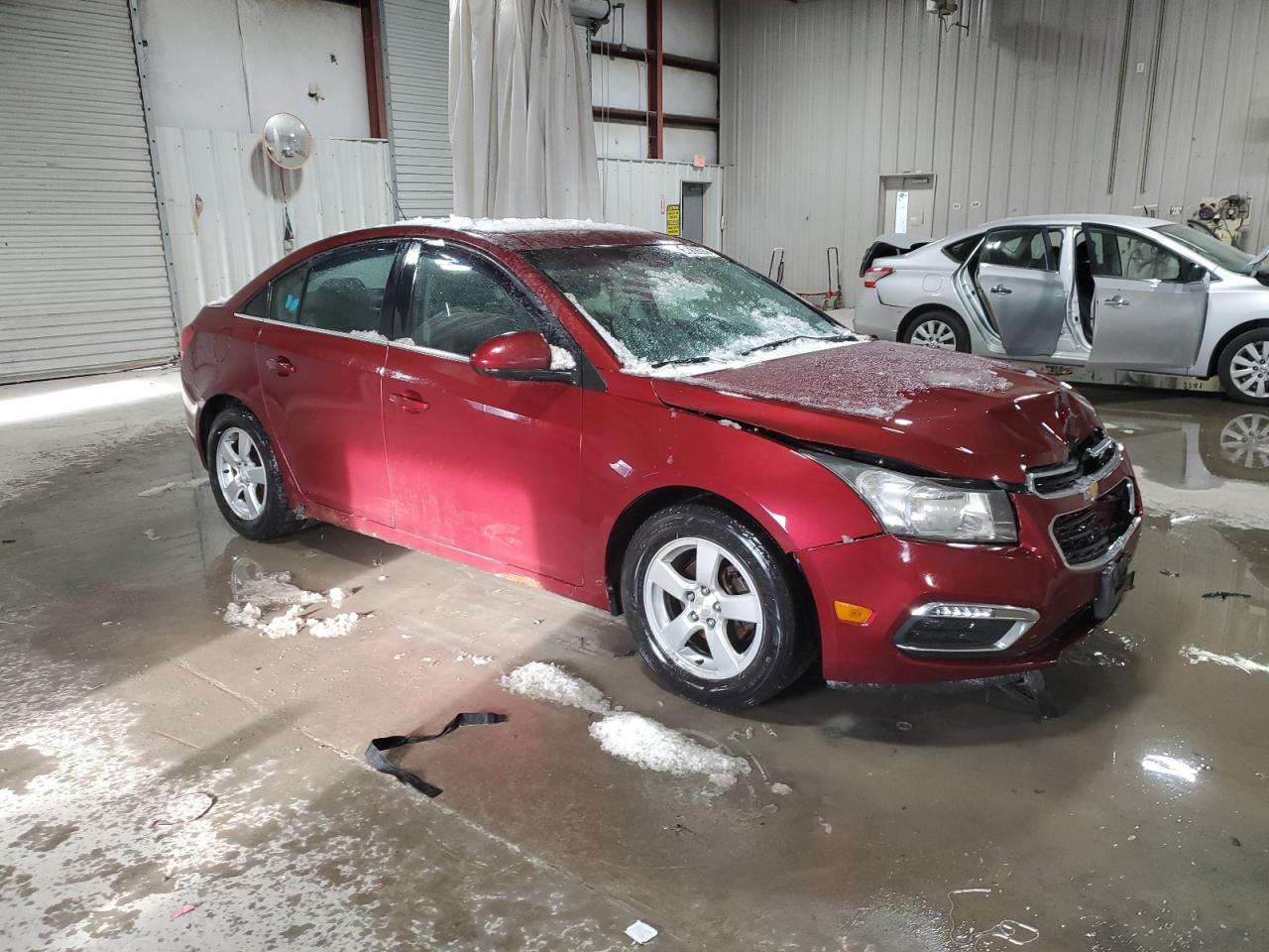 VIN 1G1PC5SB9F7237449 2015 CHEVROLET CRUZE no.4