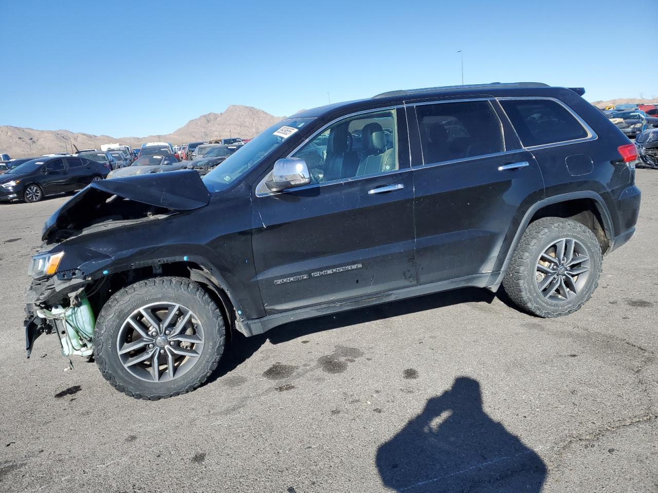 2017 Jeep Grand Cherokee - Image 1