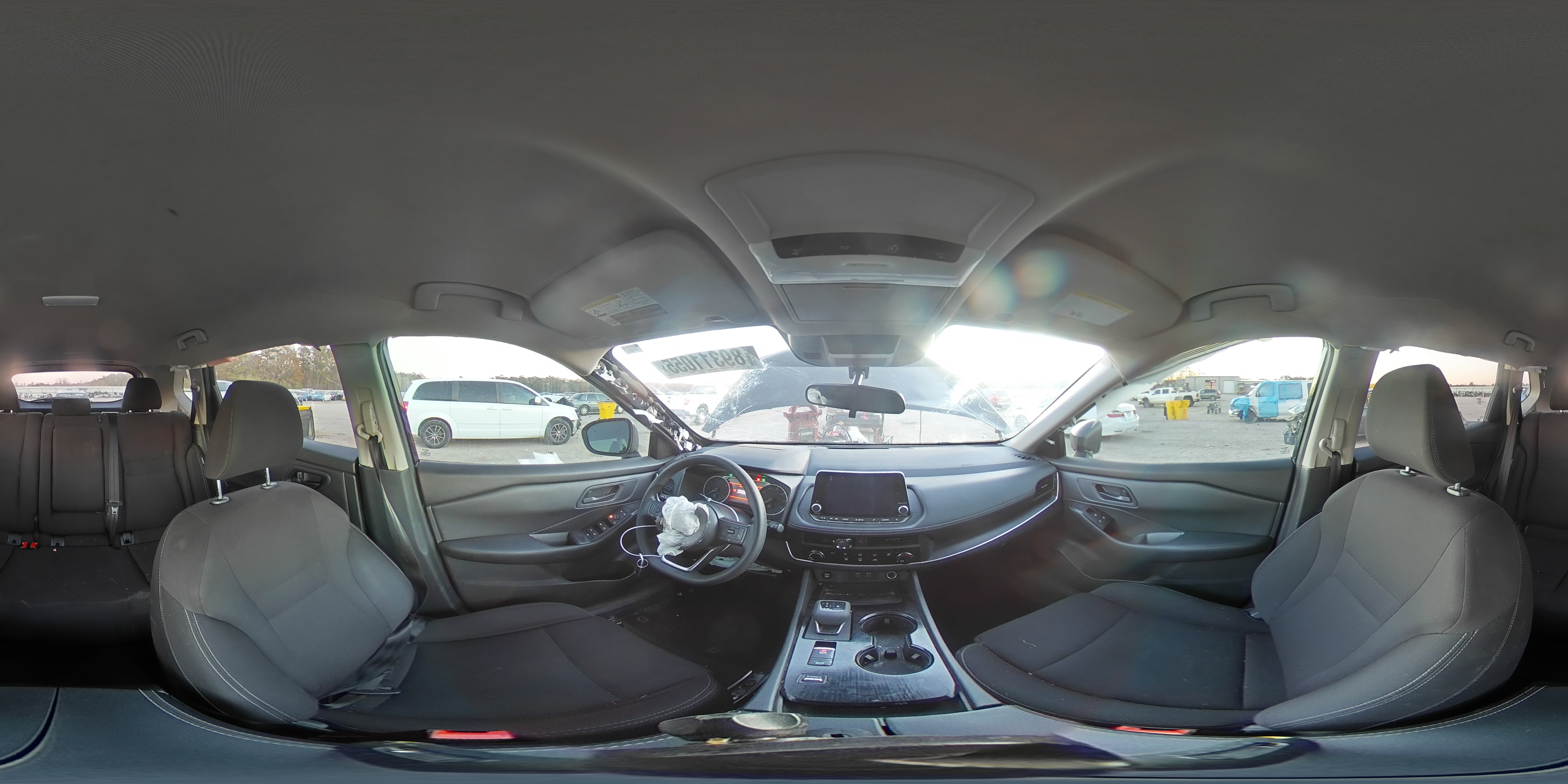 2024 Nissan Rogue - Image 14