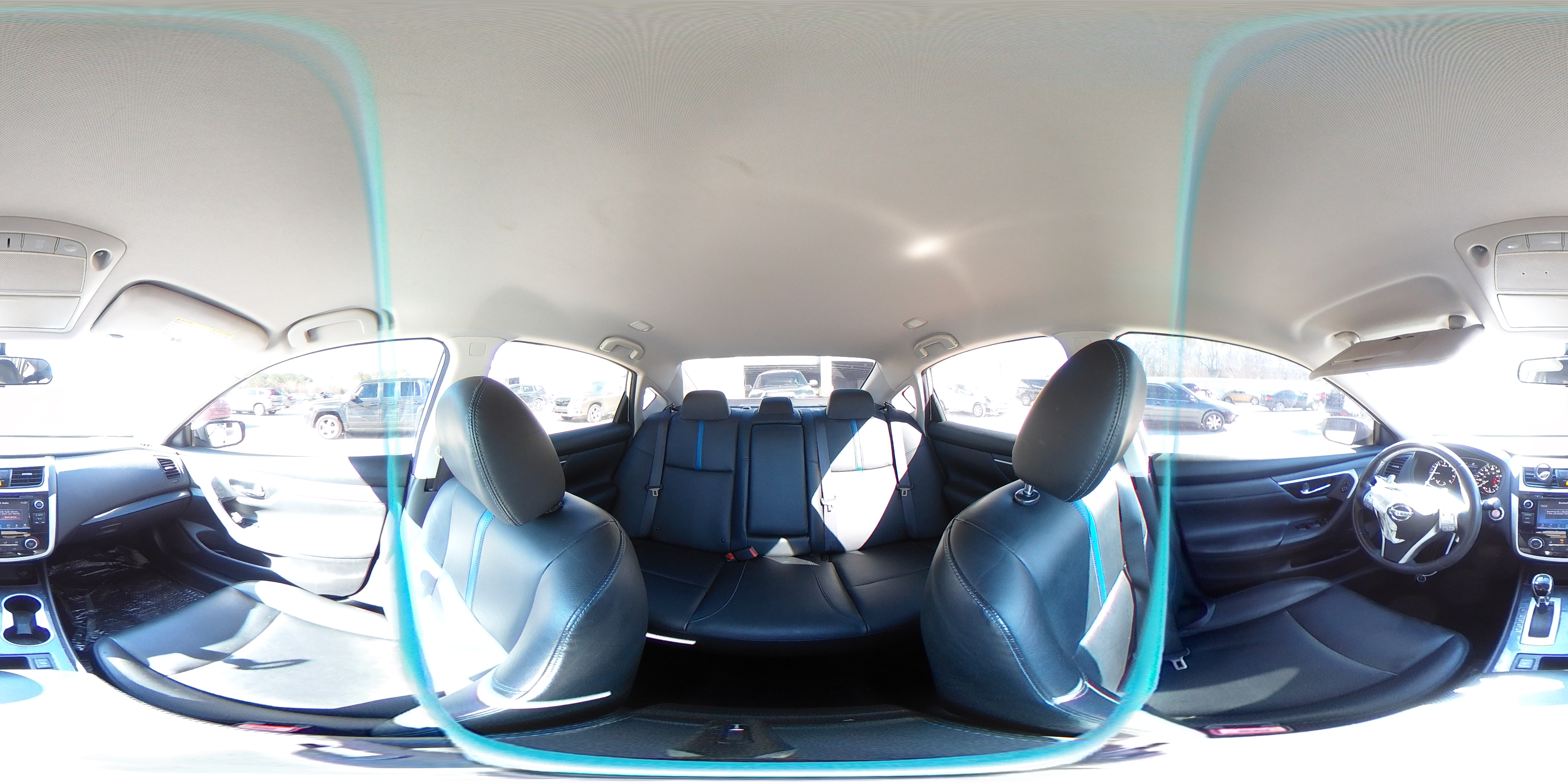 2018 Nissan Altima - Image 12
