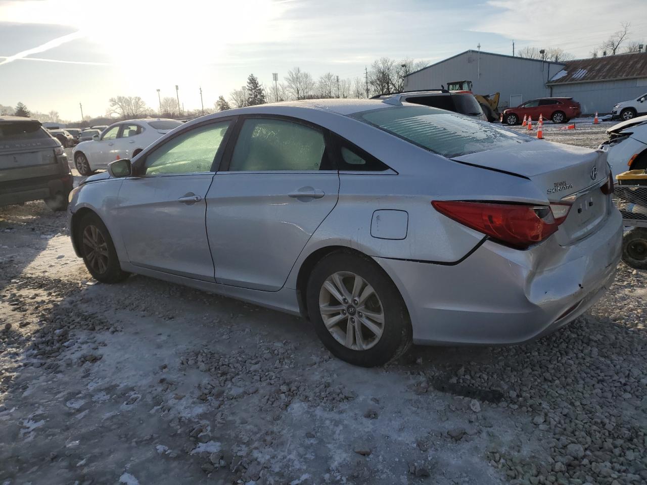 2012 Hyundai Sonata - Image 2