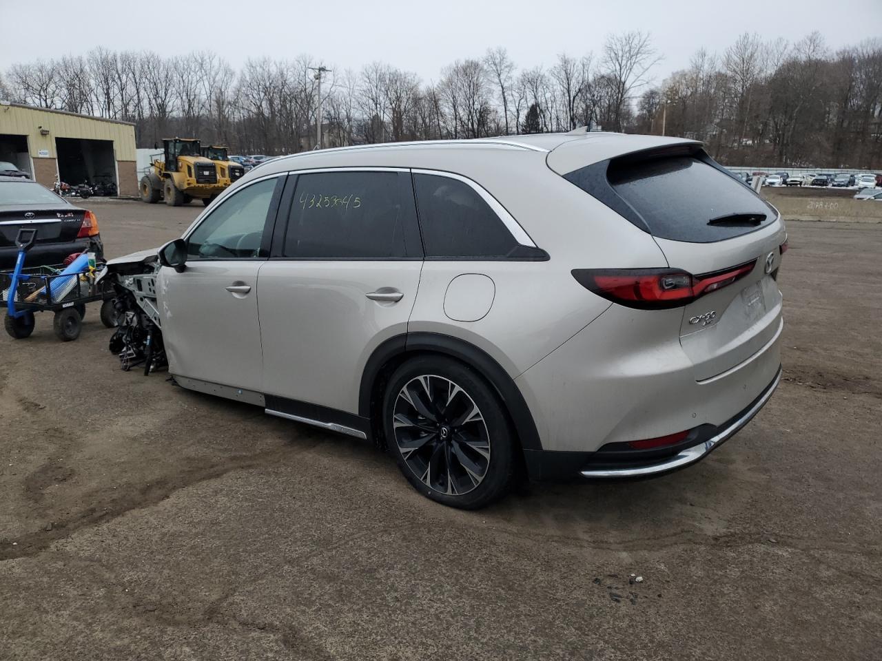 2024 Mazda CX-90 - Image 2