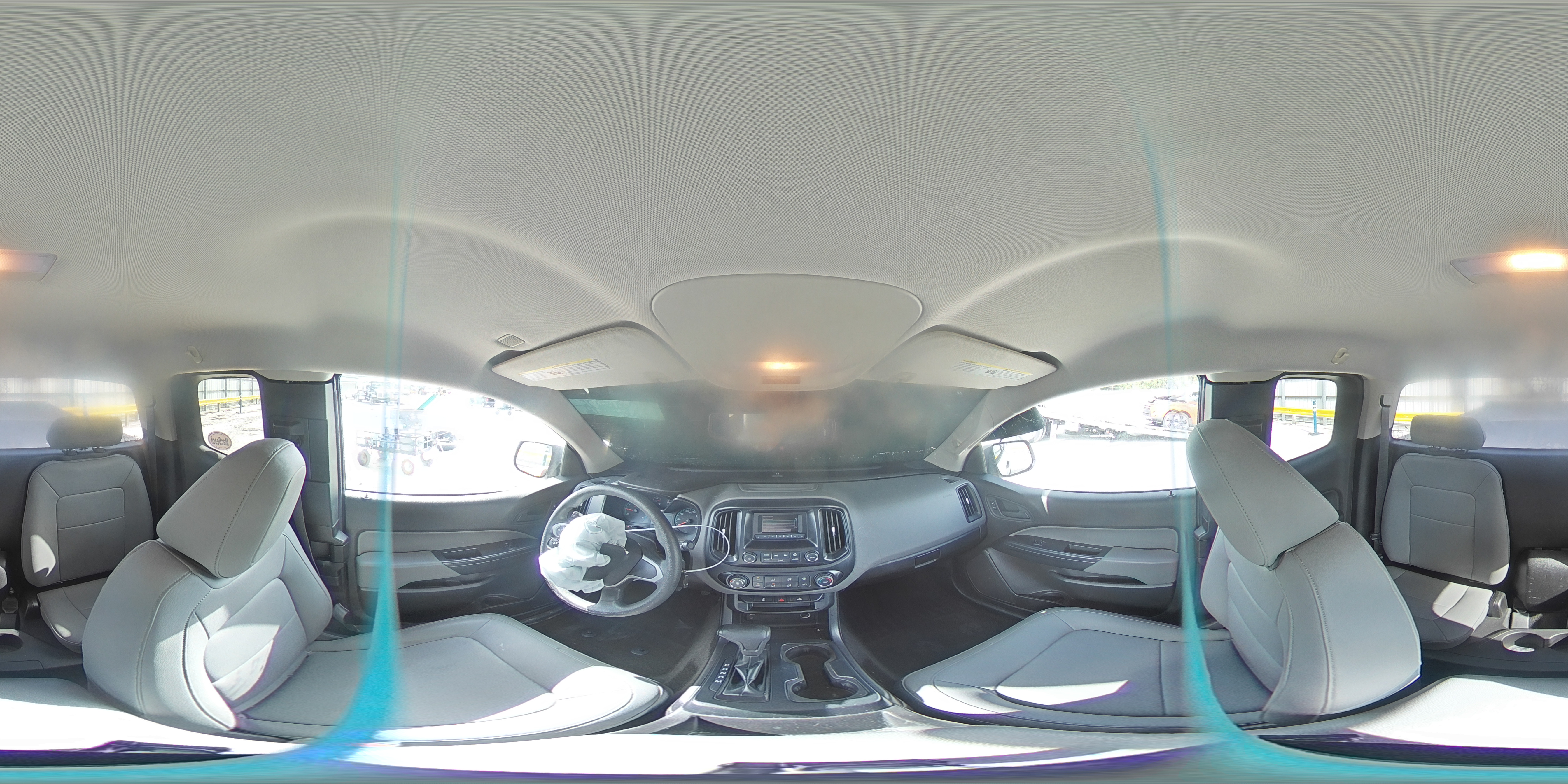 2016 Chevrolet Colorado - Image 13