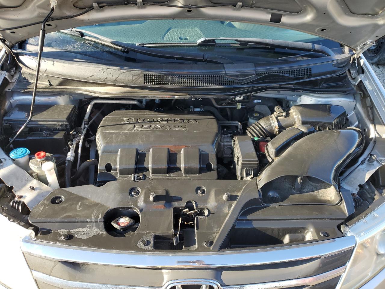 2012 Honda Odyssey - Image 12