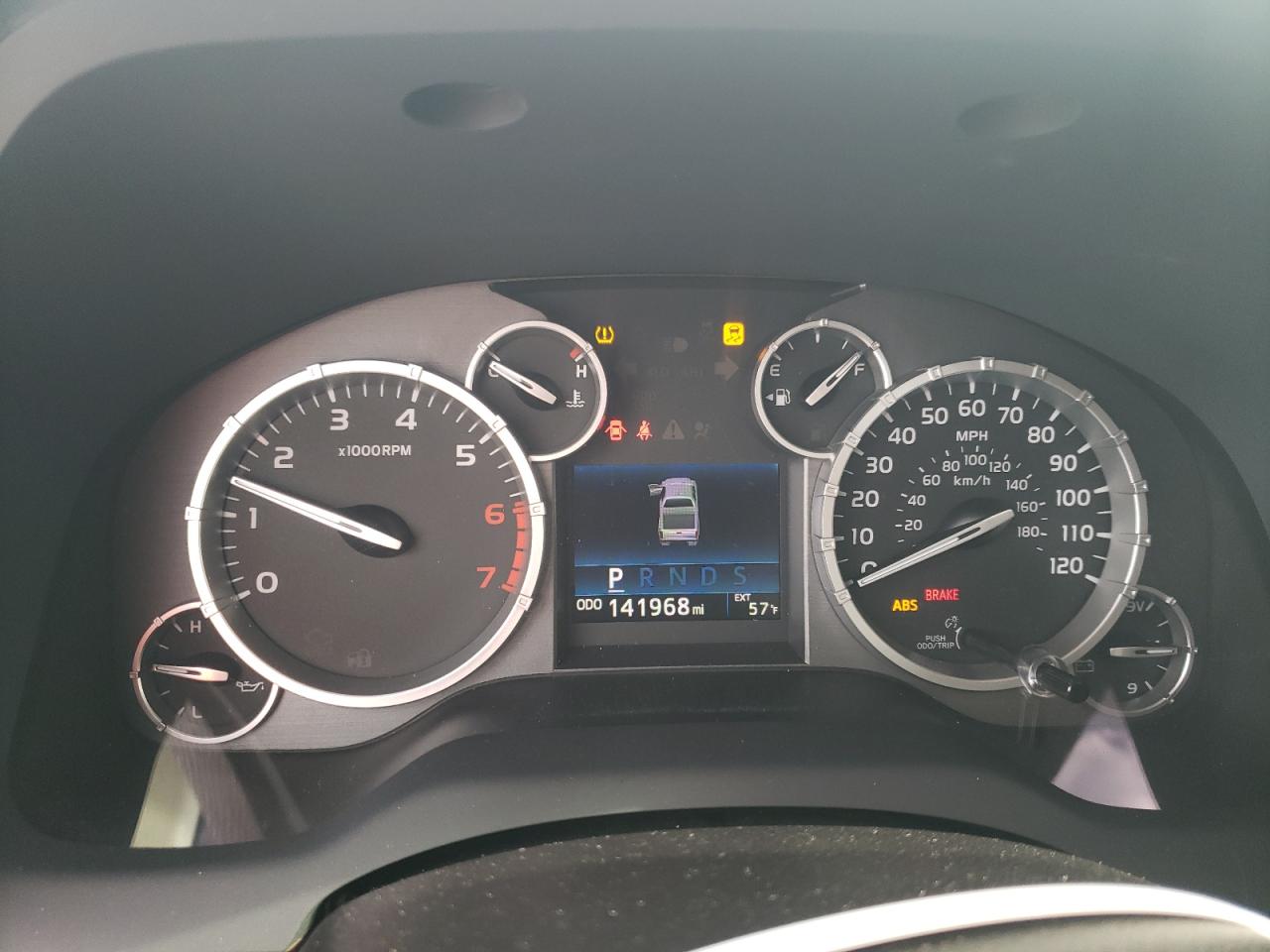 2015 Toyota Tundra - Image 9