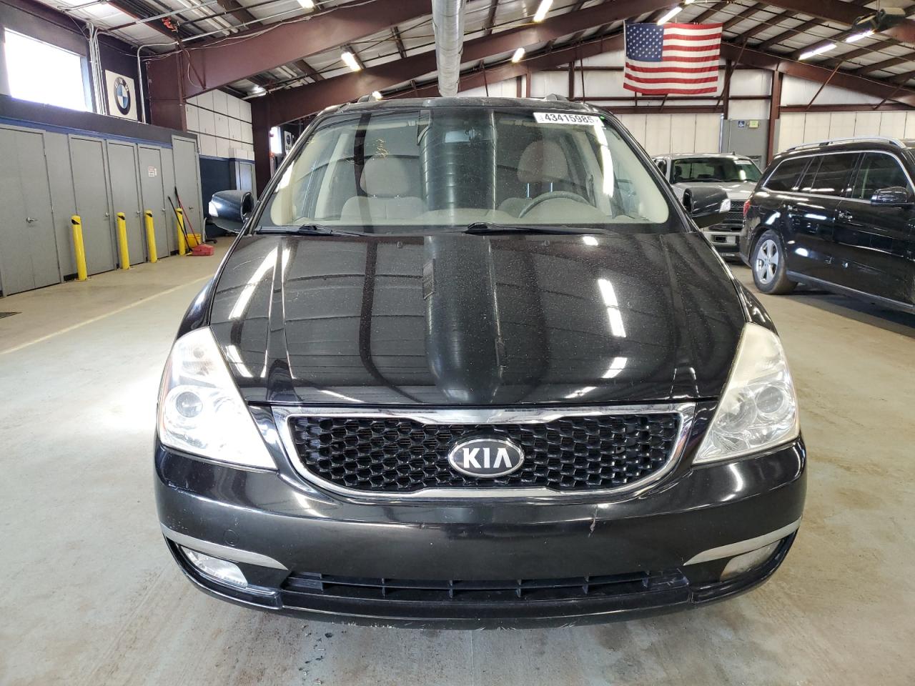 2014 Kia Sedona - Image 5