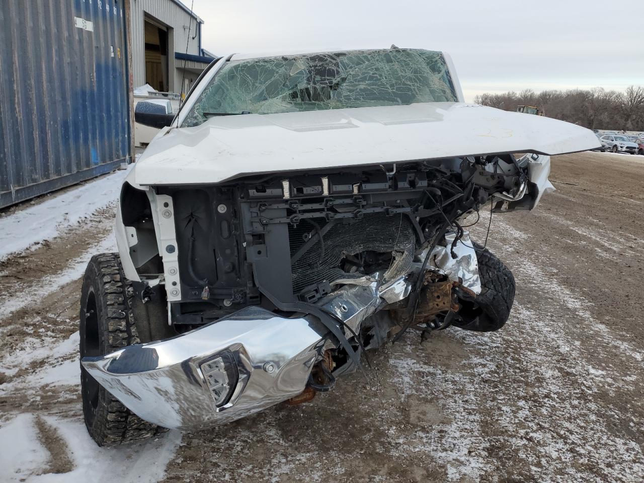 2016 Chevrolet Silverado - Image 5