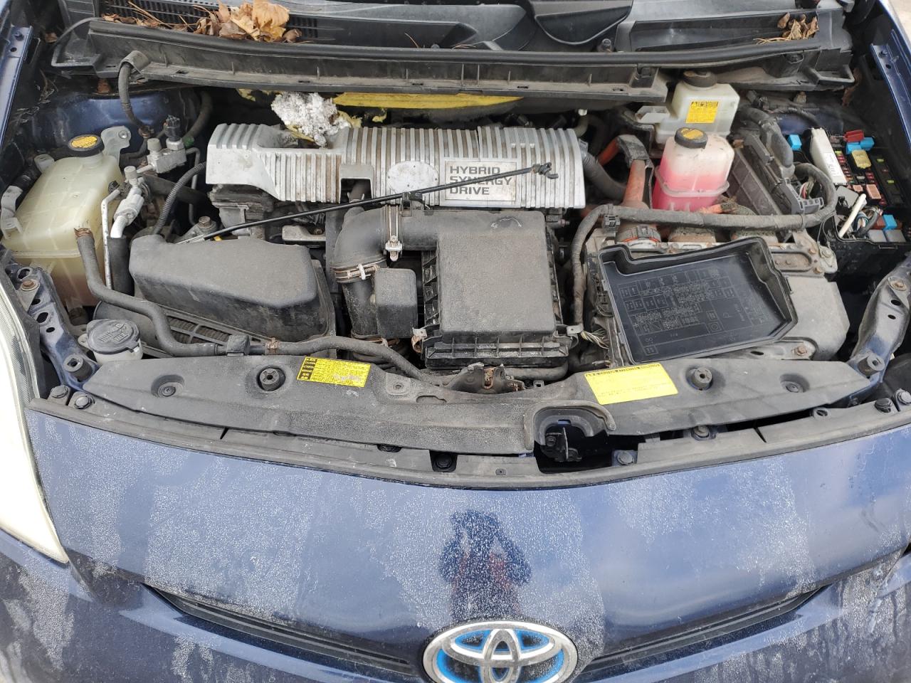 2013 Toyota Prius - Image 11