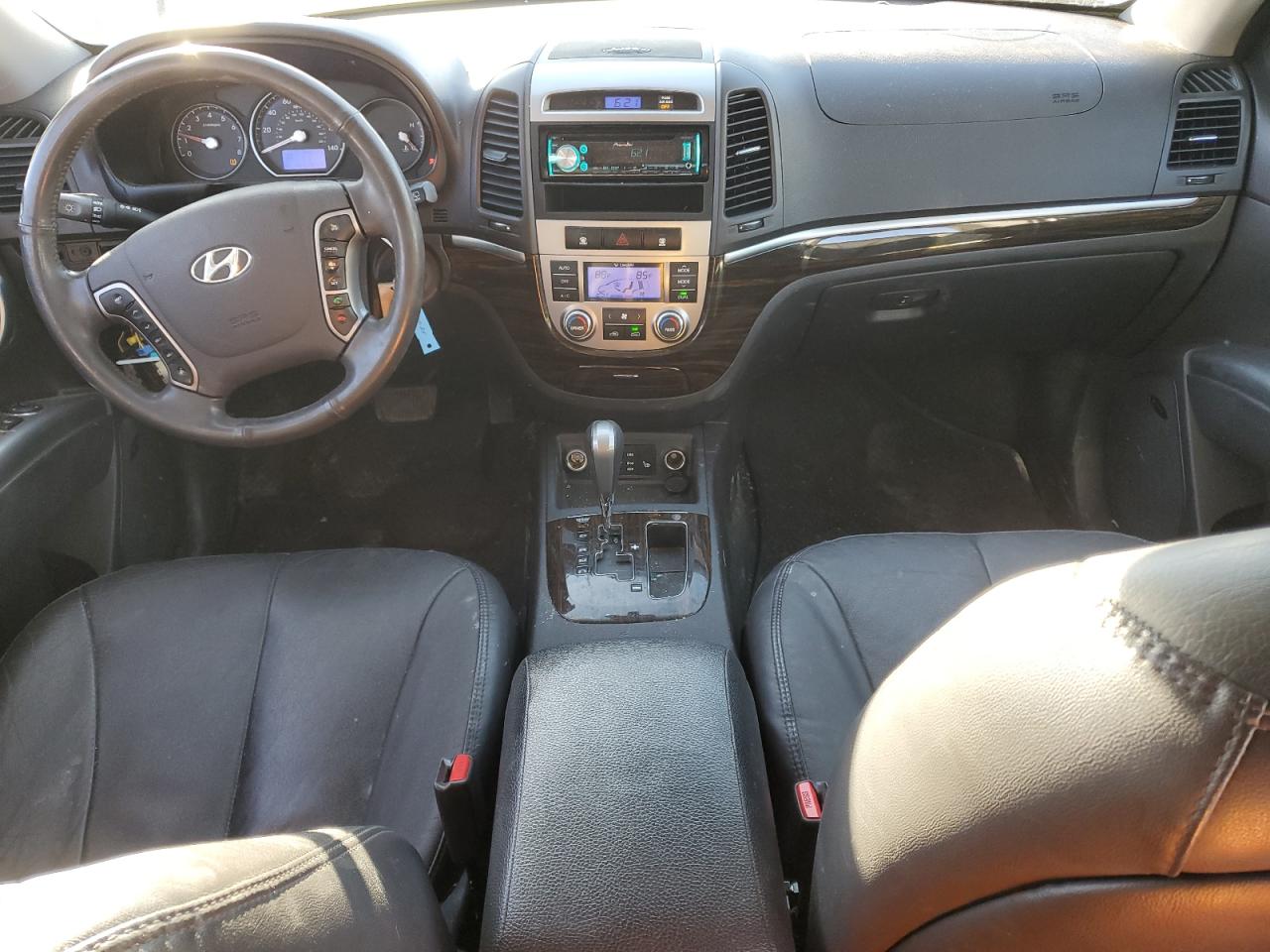 2011 Hyundai Santa Fe - Image 8