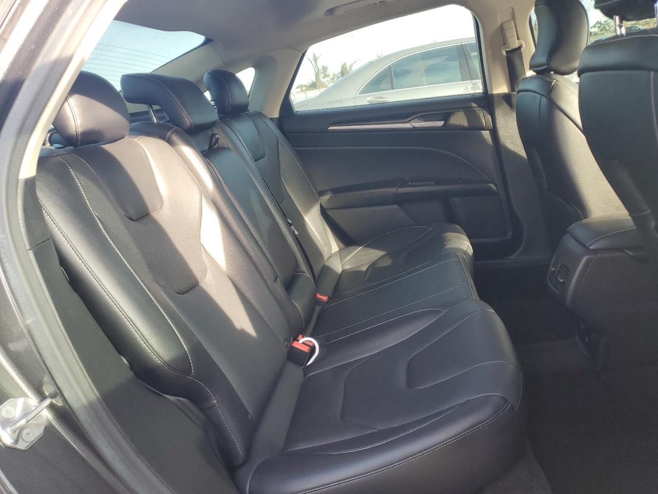 2017 Ford Fusion - Image 10