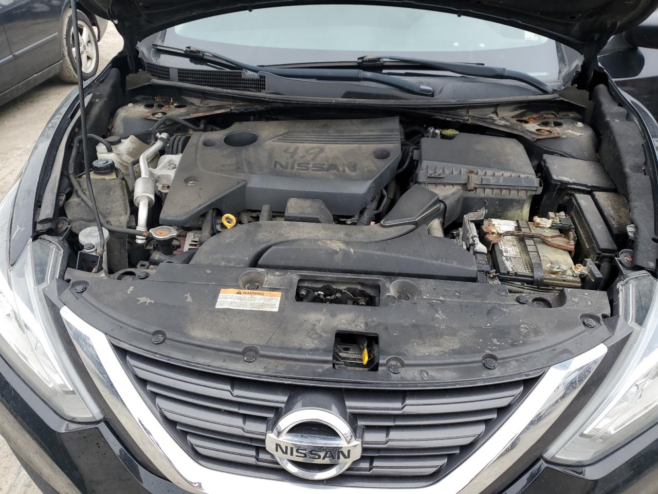 2017 Nissan Altima - Image 11