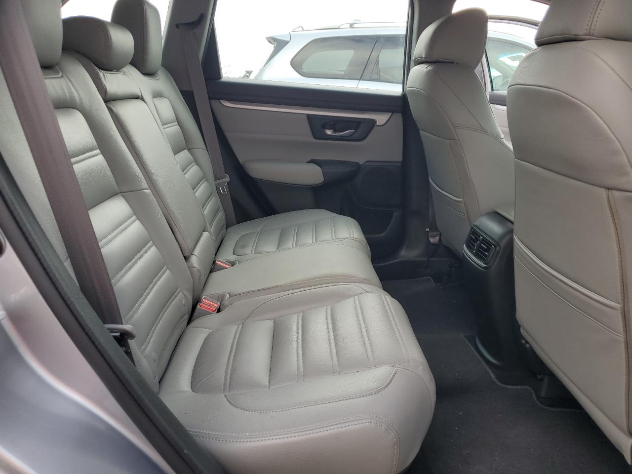 2017 Honda CR-V - Image 11