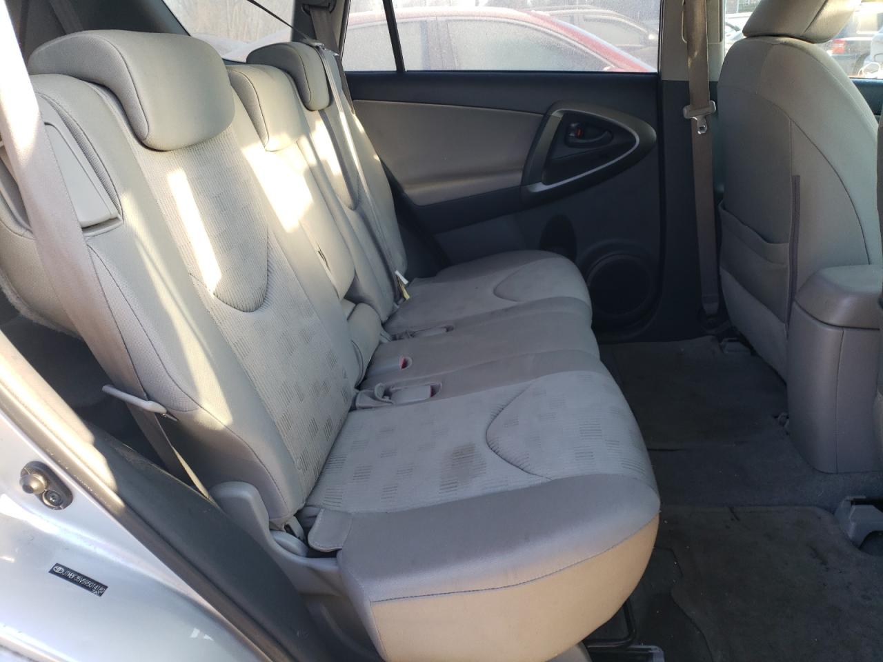 2009 Toyota RAV 4 - Image 11