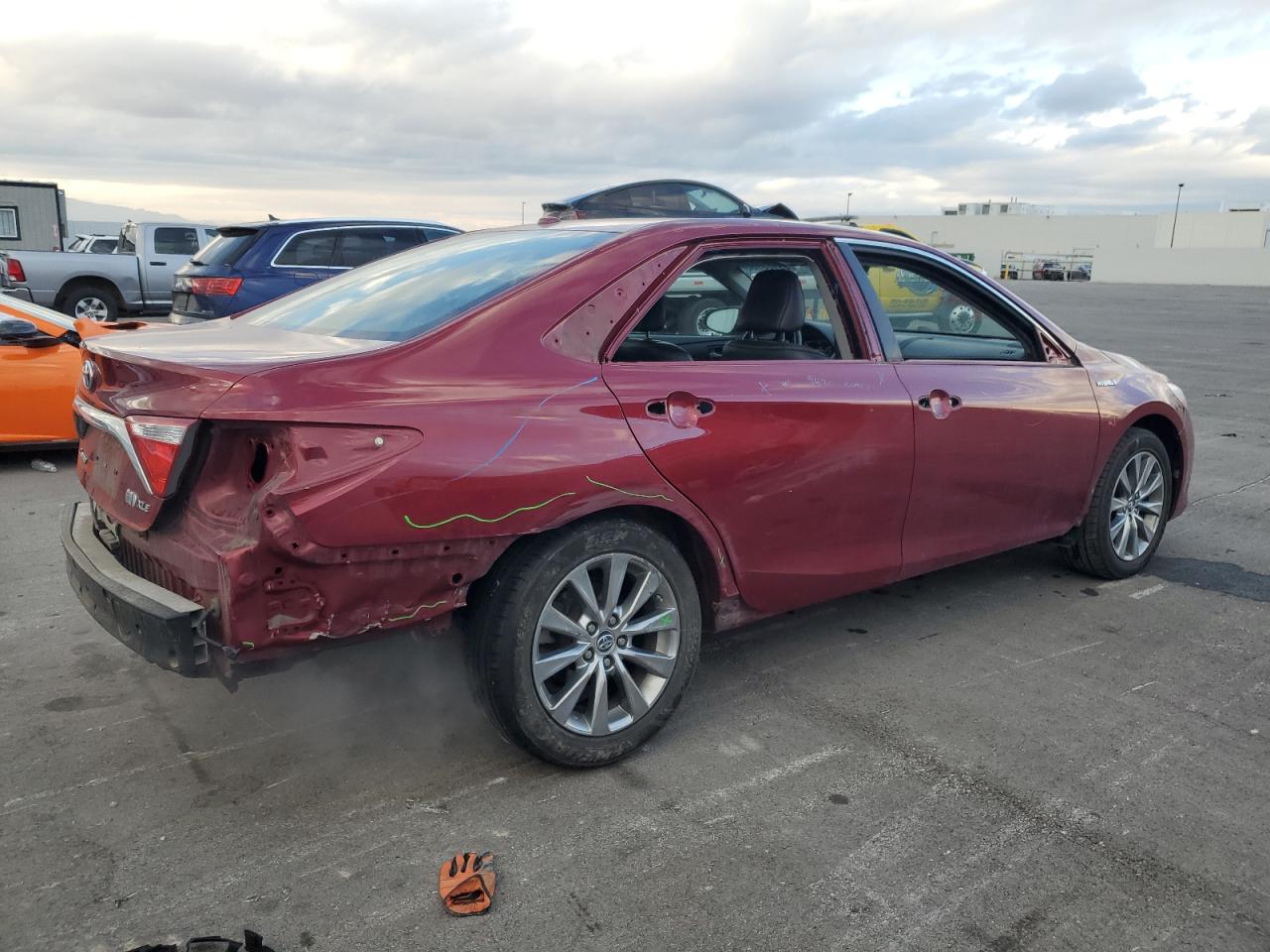 2015 Toyota Camry - Image 3