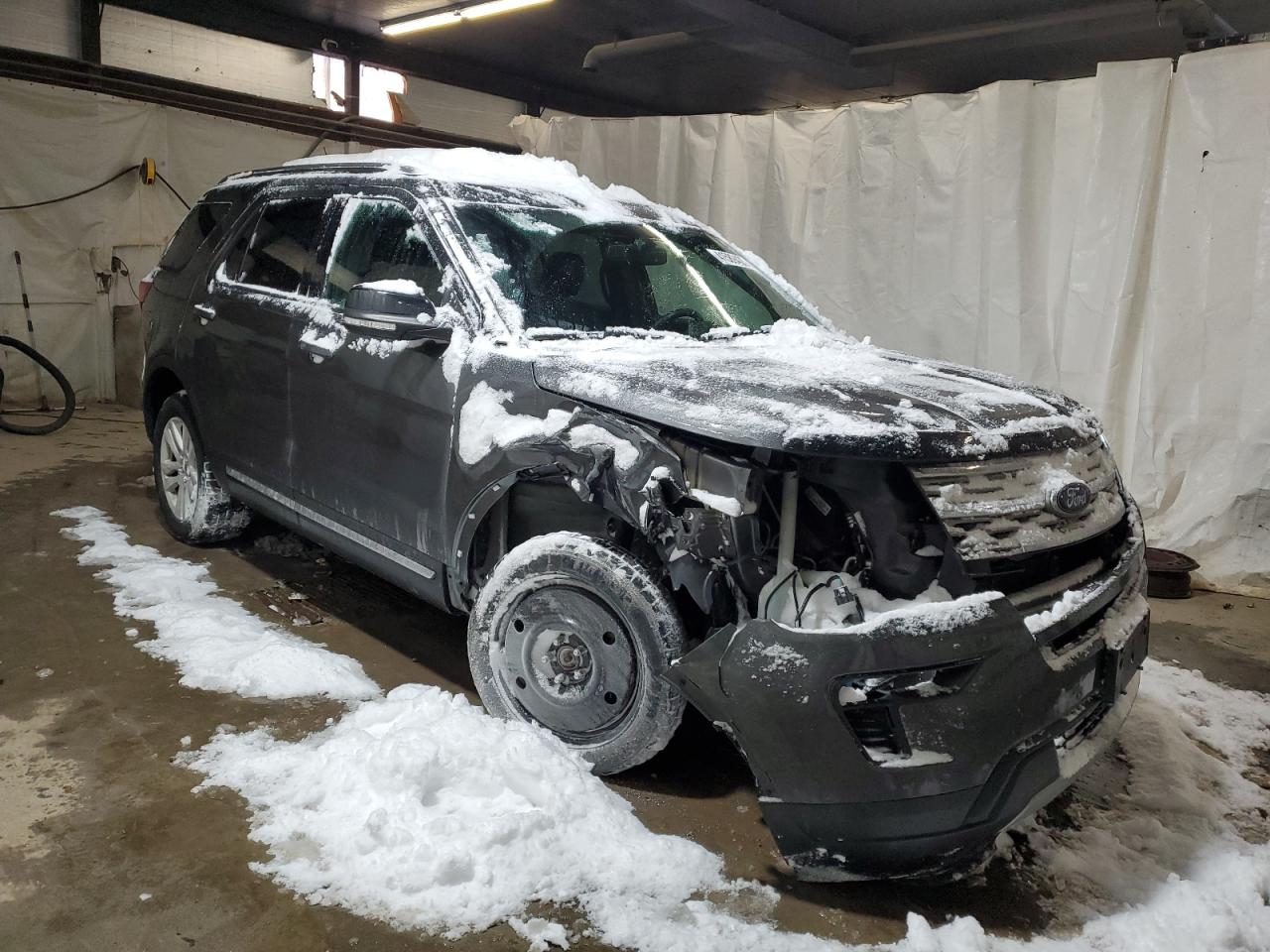 2018 Ford Explorer - Image 4
