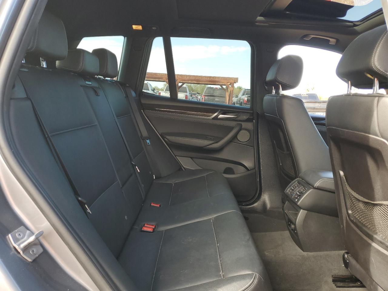 2017 BMW X3 - Image 11