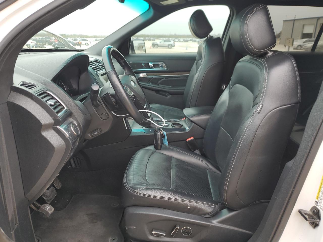 2016 Ford Explorer - Image 7