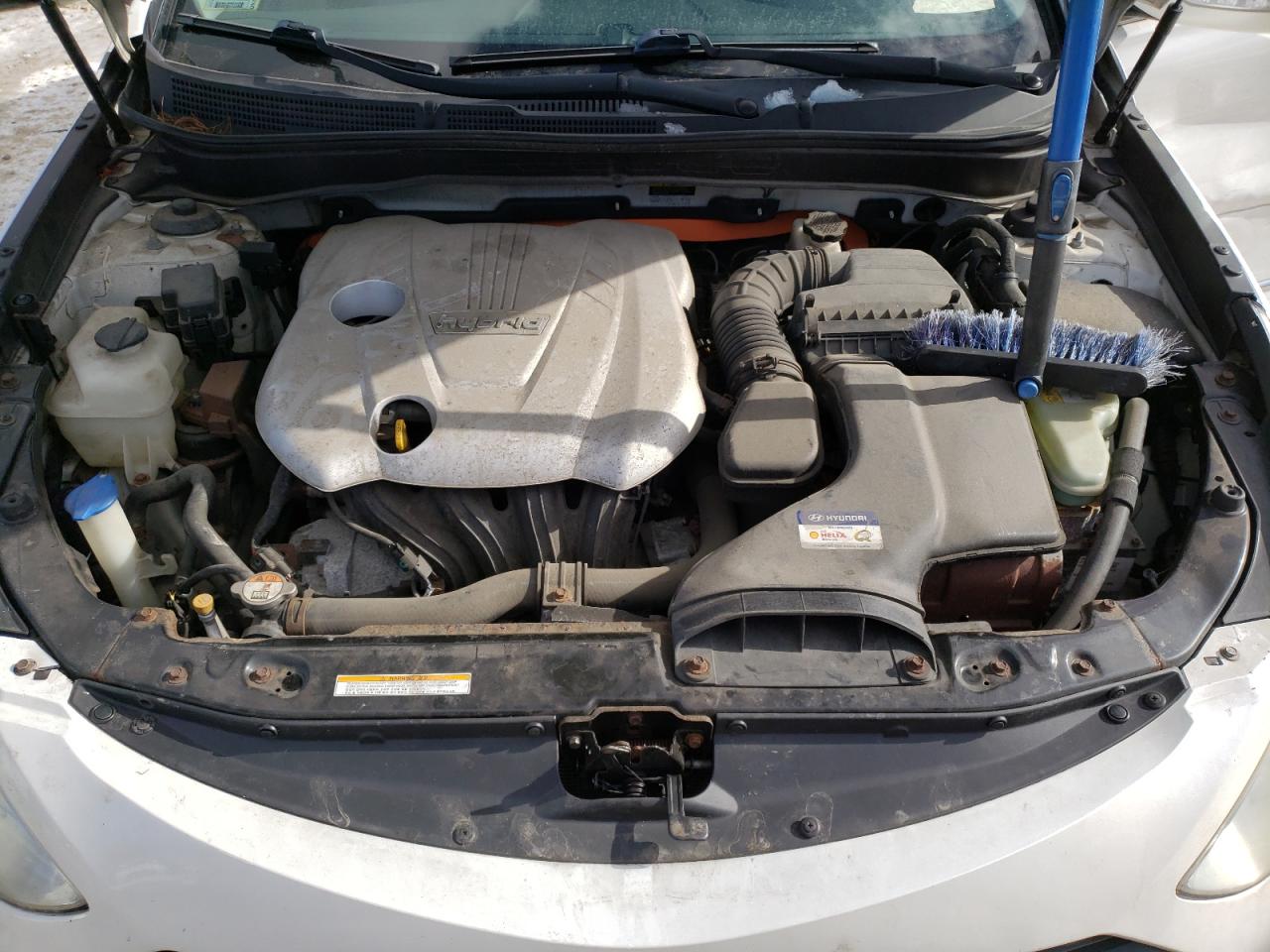 2011 Hyundai Sonata - Image 11