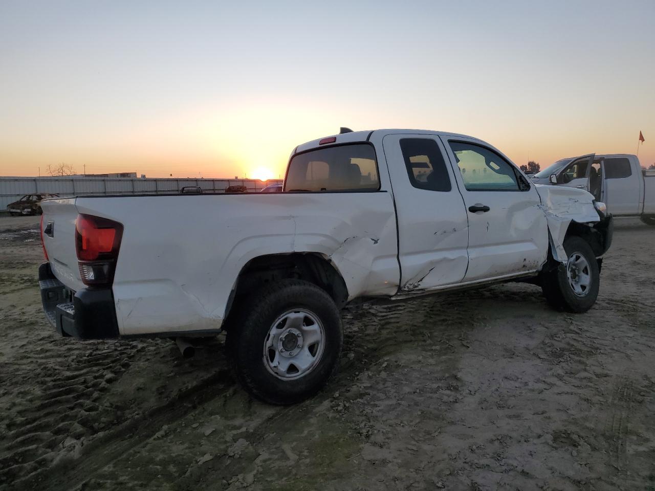 VIN 3TYRX5GN3MT032434 2021 TOYOTA TACOMA no.3