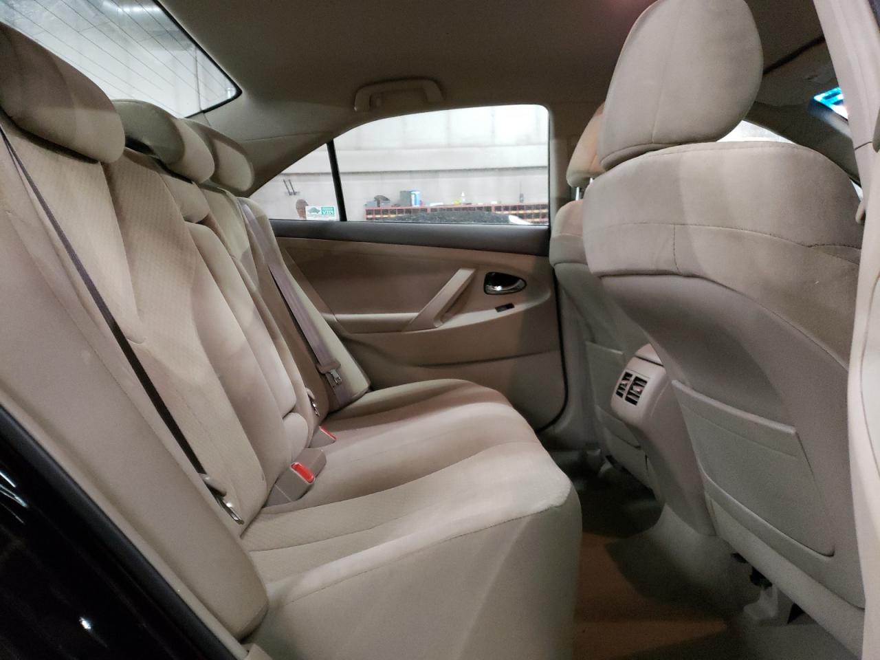 2008 Toyota Camry - Image 10