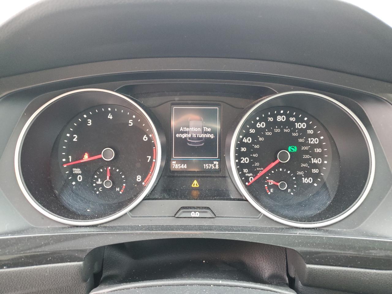2018 Volkswagen Tiguan - Image 9