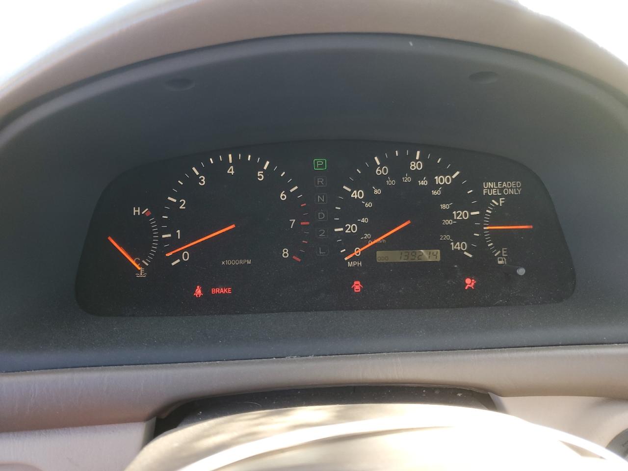 1999 Lexus ES - Image 9