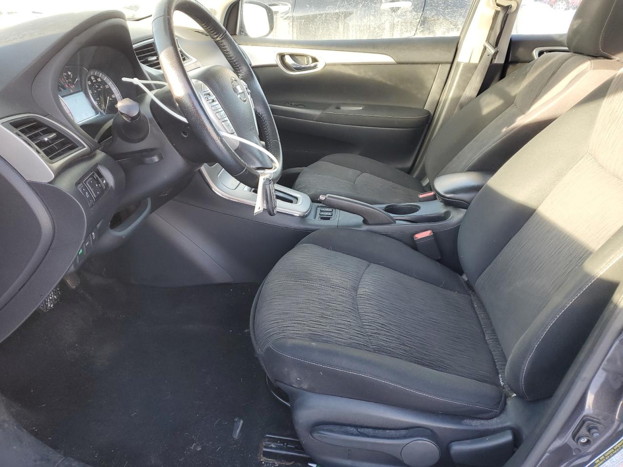 2015 Nissan Sentra - Image 7