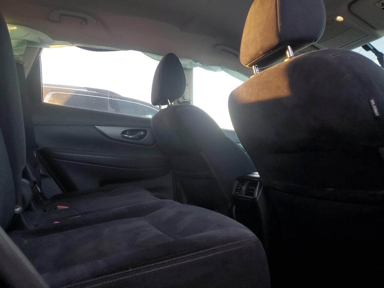2016 Nissan Rogue - Image 10