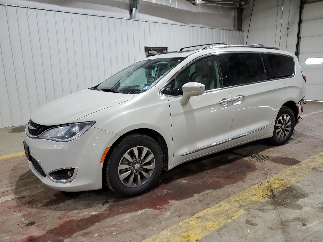 2019 Chrysler Pacifica - Image 1
