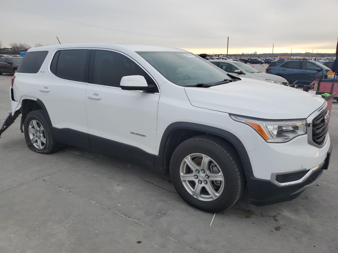 2019 GMC Acadia - Image 4