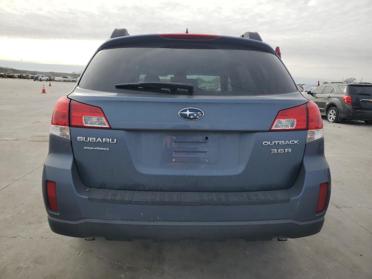 2013 Subaru Outback - Image 6