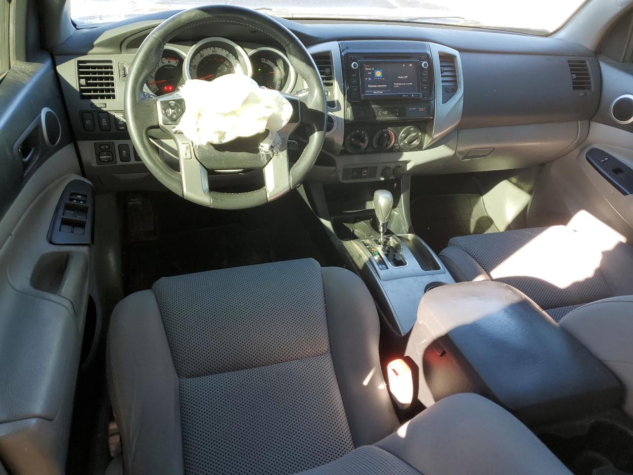 2014 Toyota Tacoma - Image 8