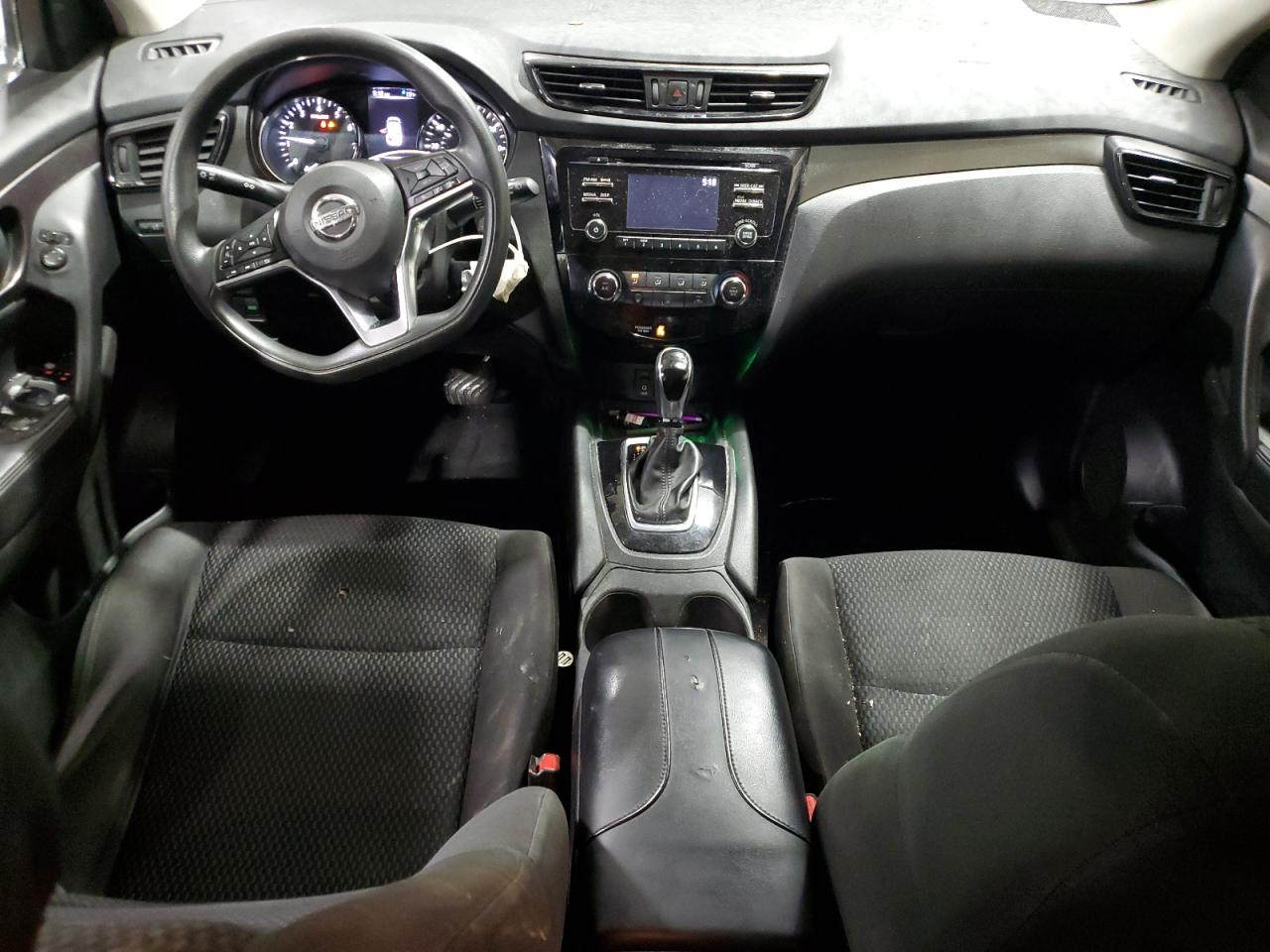 2018 Nissan Rogue - Image 8