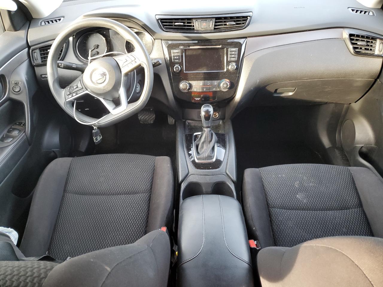 2020 Nissan Rogue - Image 8