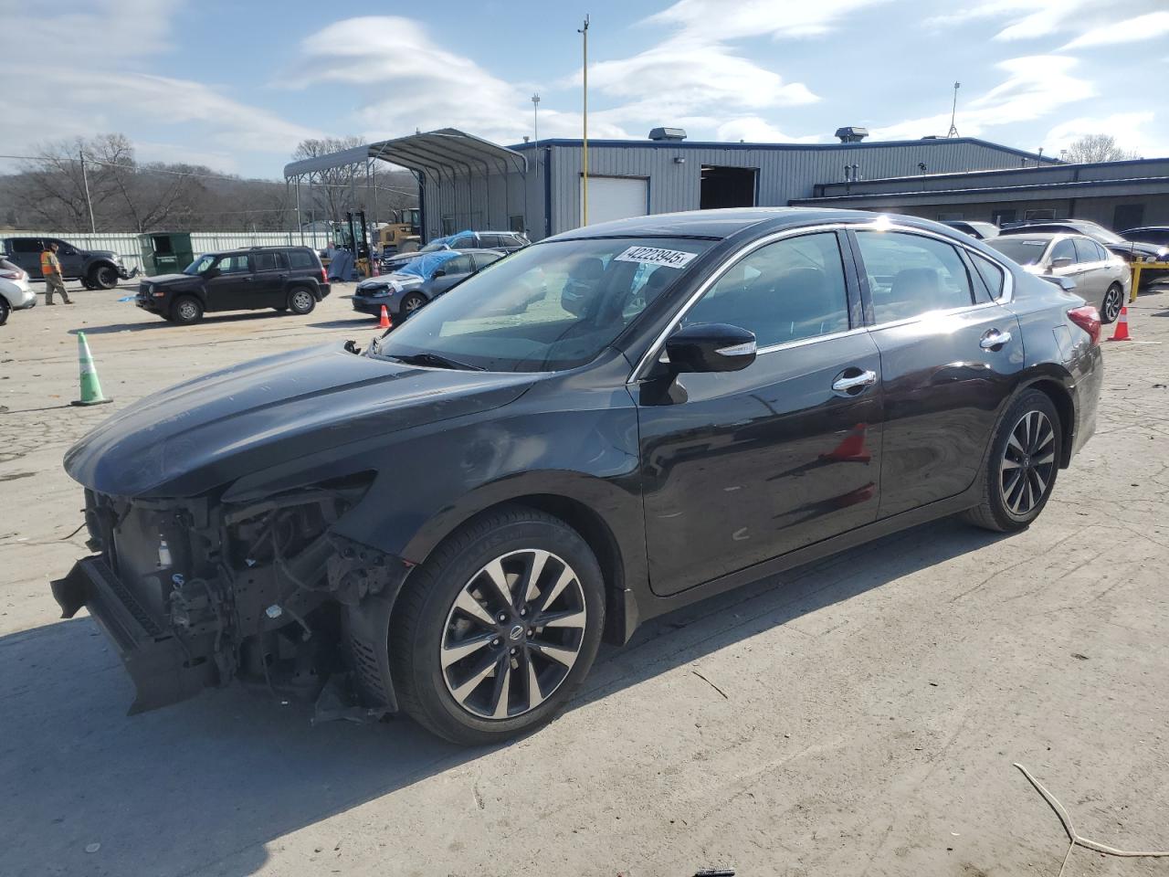 2017 Nissan Altima - Image 1