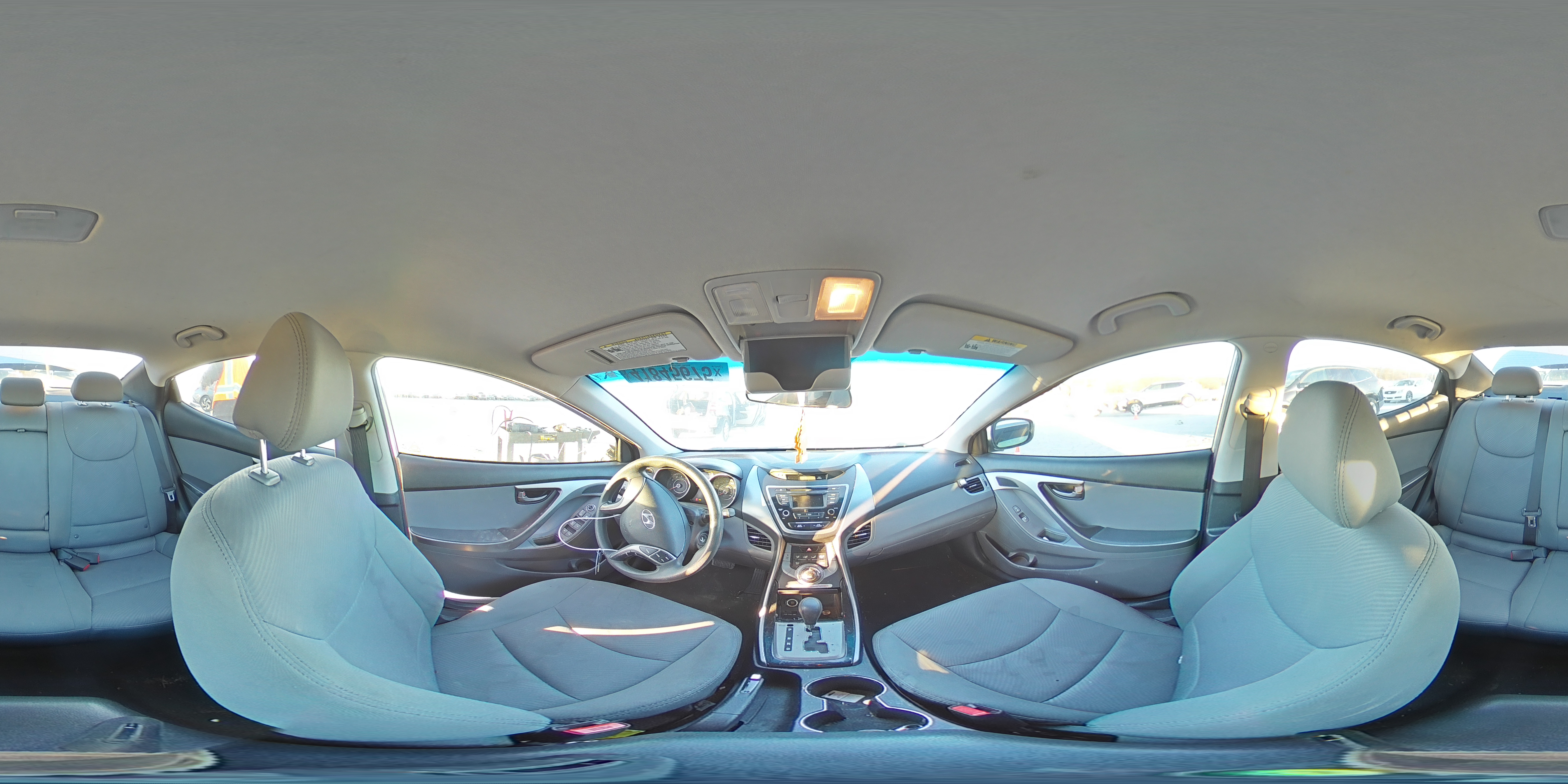 2013 Hyundai Elantra - Image 12